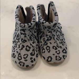 Monkey Feet Boot Moccasins, Leopard 6-12 Months